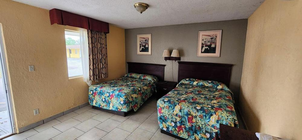 OYO Budget Inn Bartow photo 11