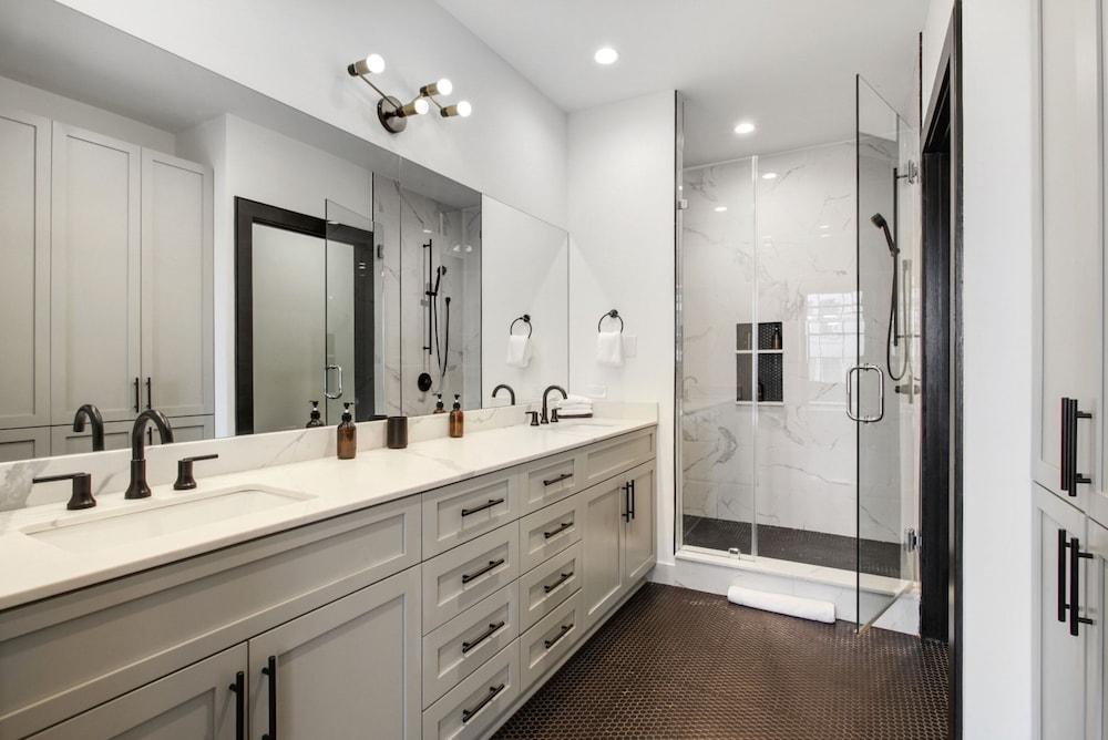 New Orleans Luxury Collection photo 65