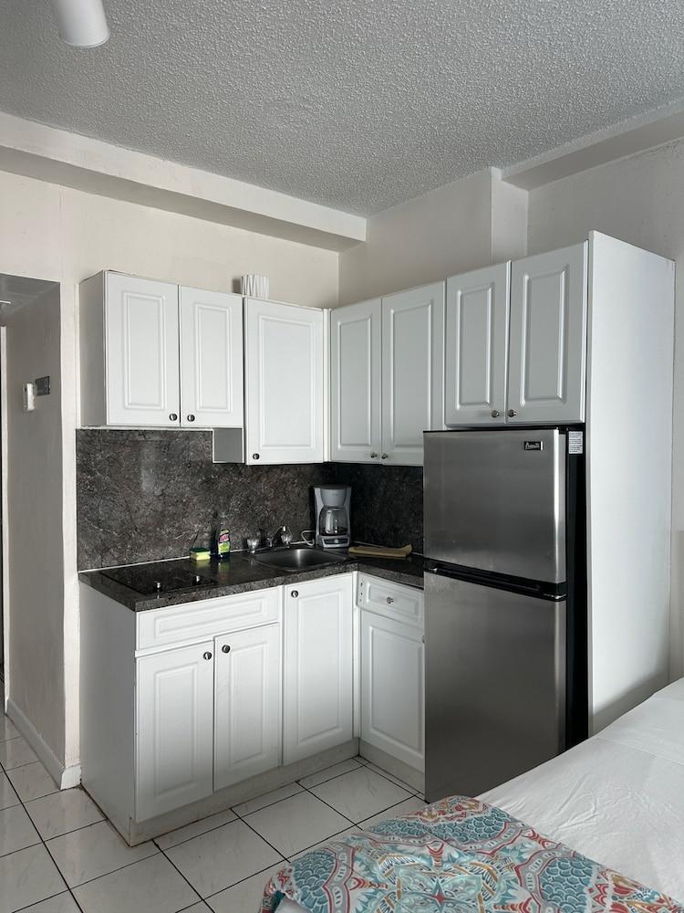 Casablanca Miami Beach photo 9