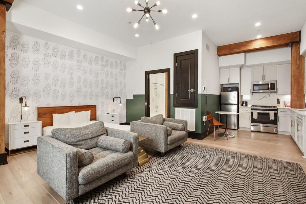 New Orleans Luxury Collection photo 42