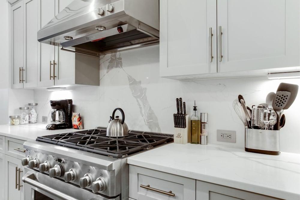 New Orleans Luxury Collection photo 25