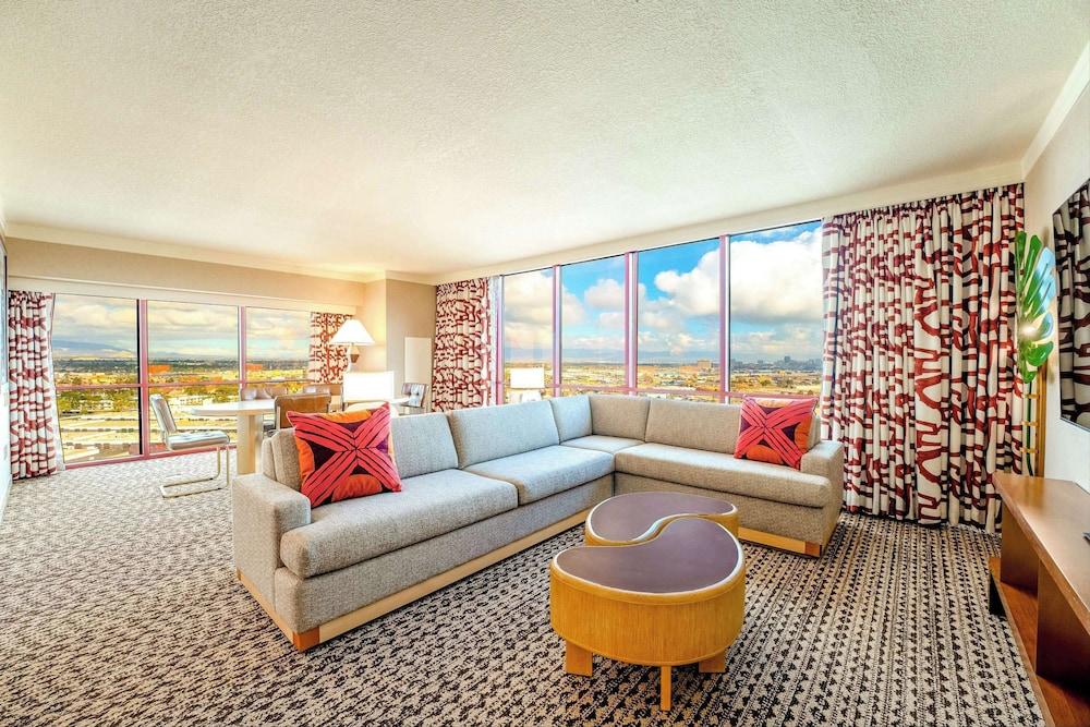 Rio Hotel & Casino, a Destination by Hyatt Hotel photo 11