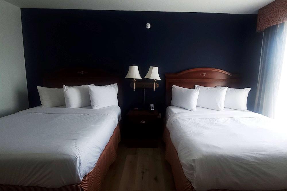 Wingate by Wyndham Youngstown/Austintown photo 23