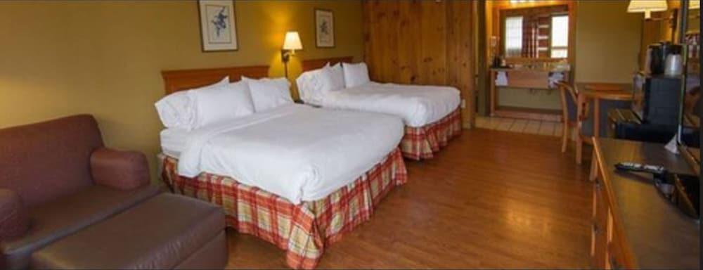 Timbers Lodge photo 12