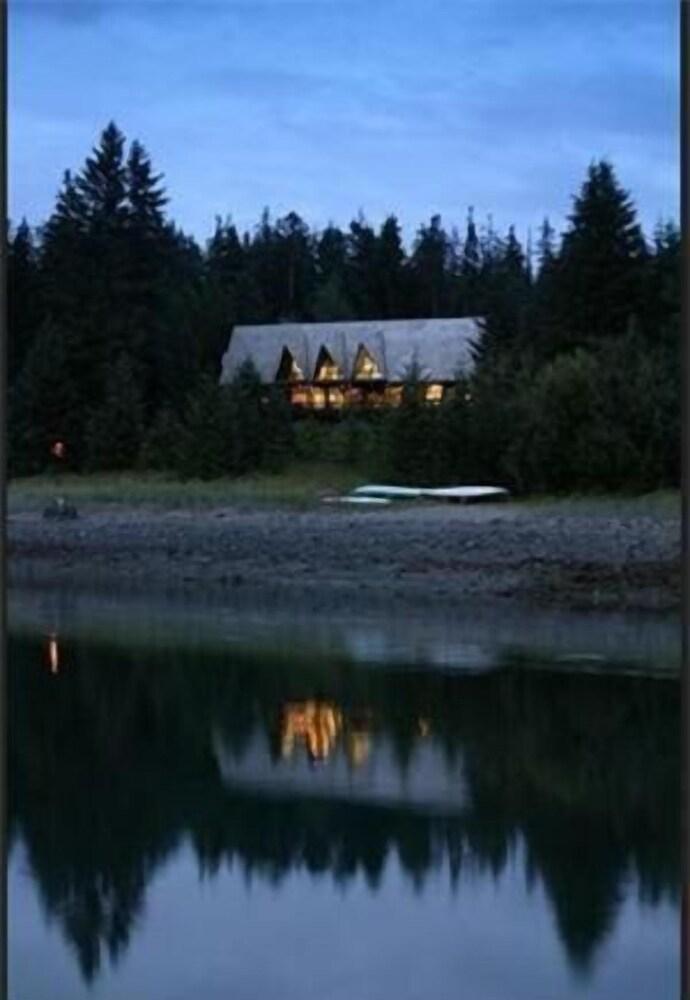 Glacier Bay Lodge photo 5