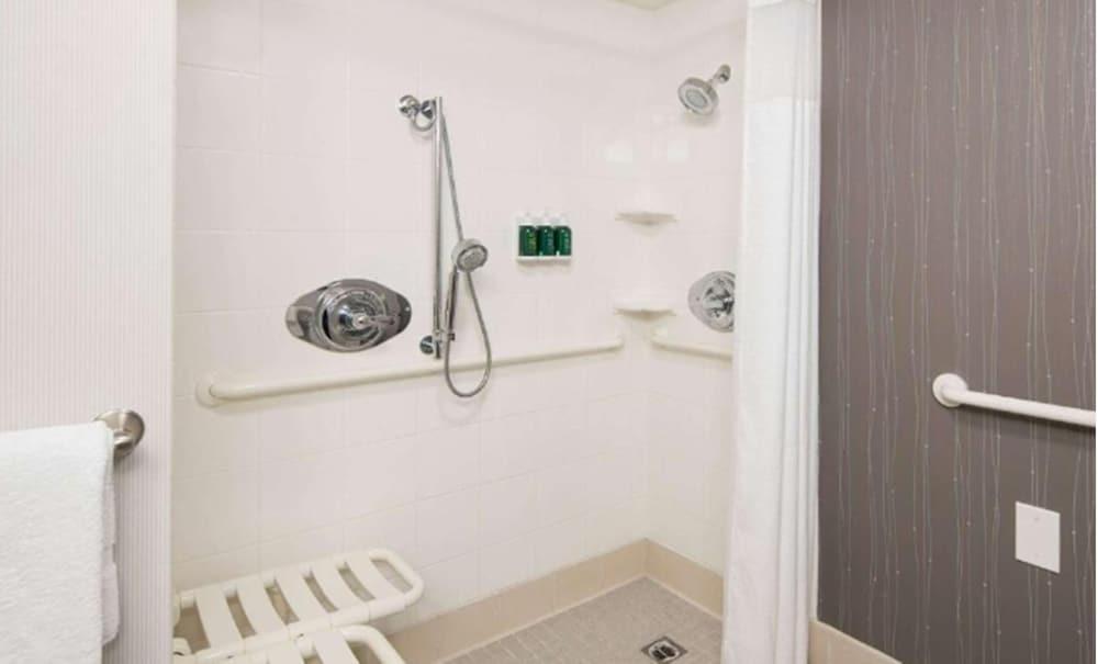 Sonesta Select Atlanta Norcross photo 11