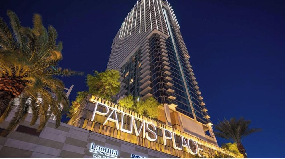 Ava's Suite 37th FLR PALMS PLACE photo 1