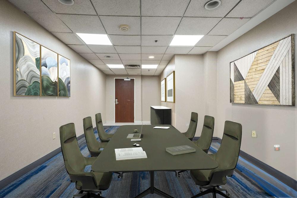 Hampton Inn Ridgefield Park photo 62