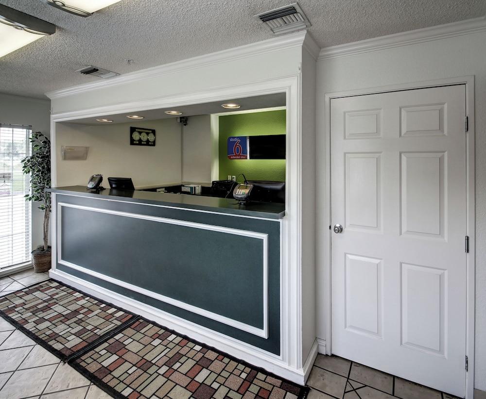 Studio 6 – Murray, UT photo 9