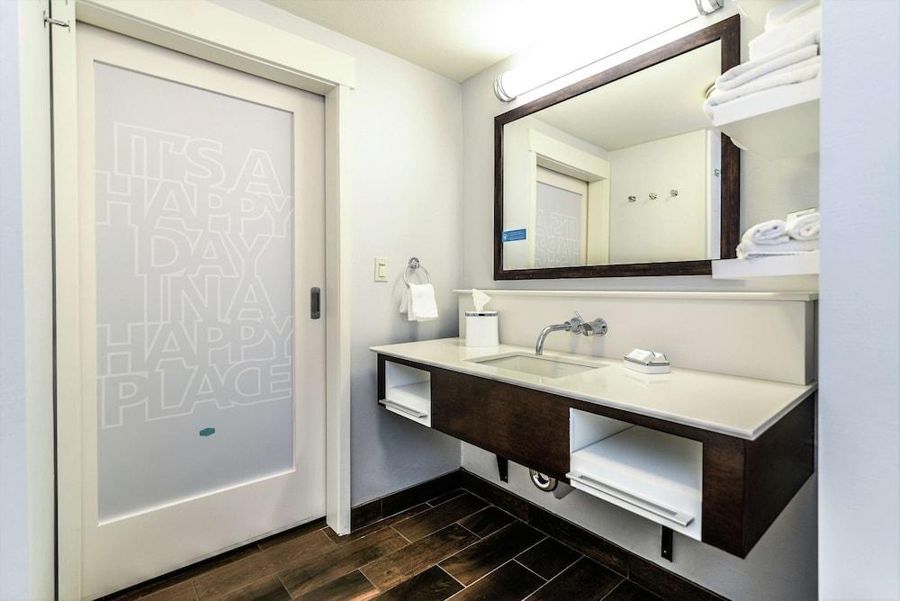 Hampton Inn Brighton photo 37