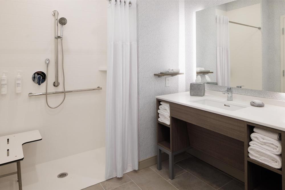 Home2 Suites By Hilton Kittery photo 26
