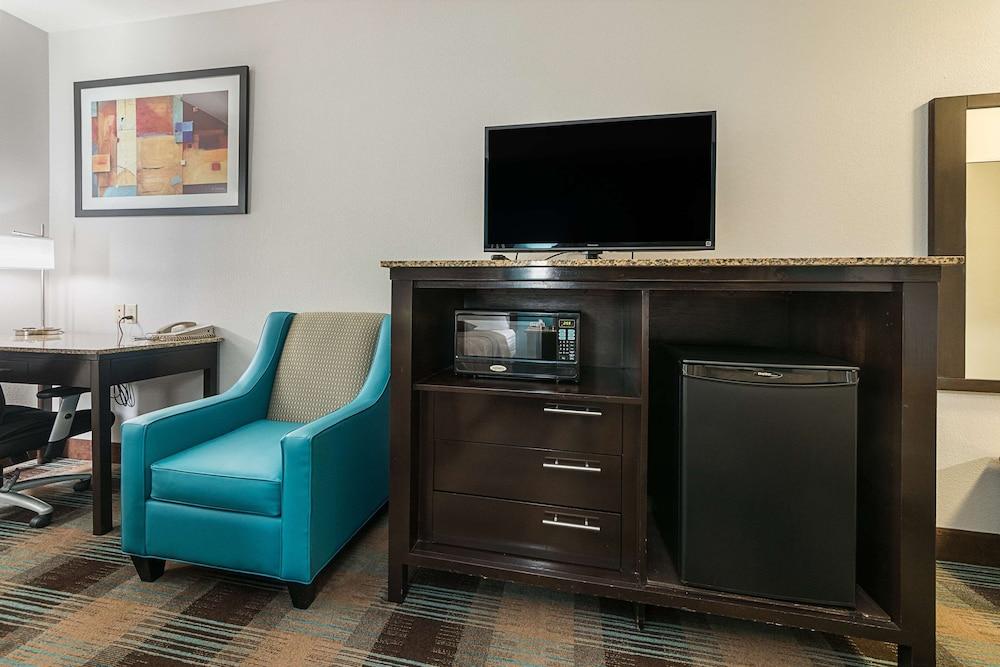 Best Western Plus Deridder Inn & Suites photo 19