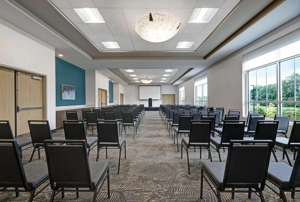 Hilton Garden Inn Manassas photo 40
