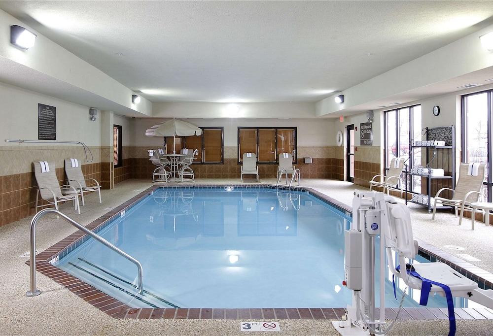 Hampton Inn Waterloo Cedar Valley photo 32