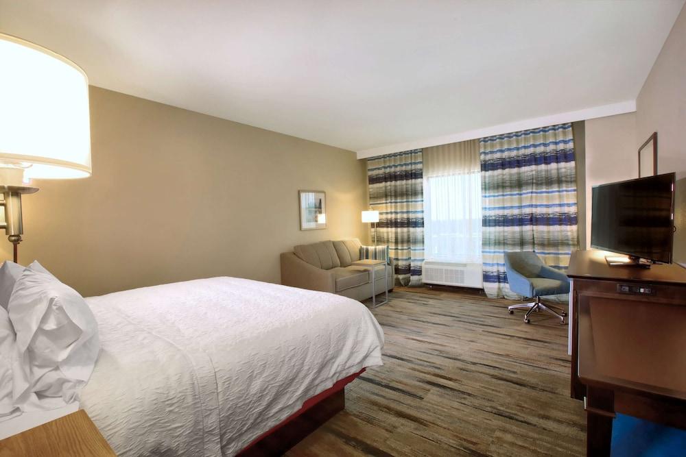 Hampton Inn & Suites Baltimore/Aberdeen photo 17