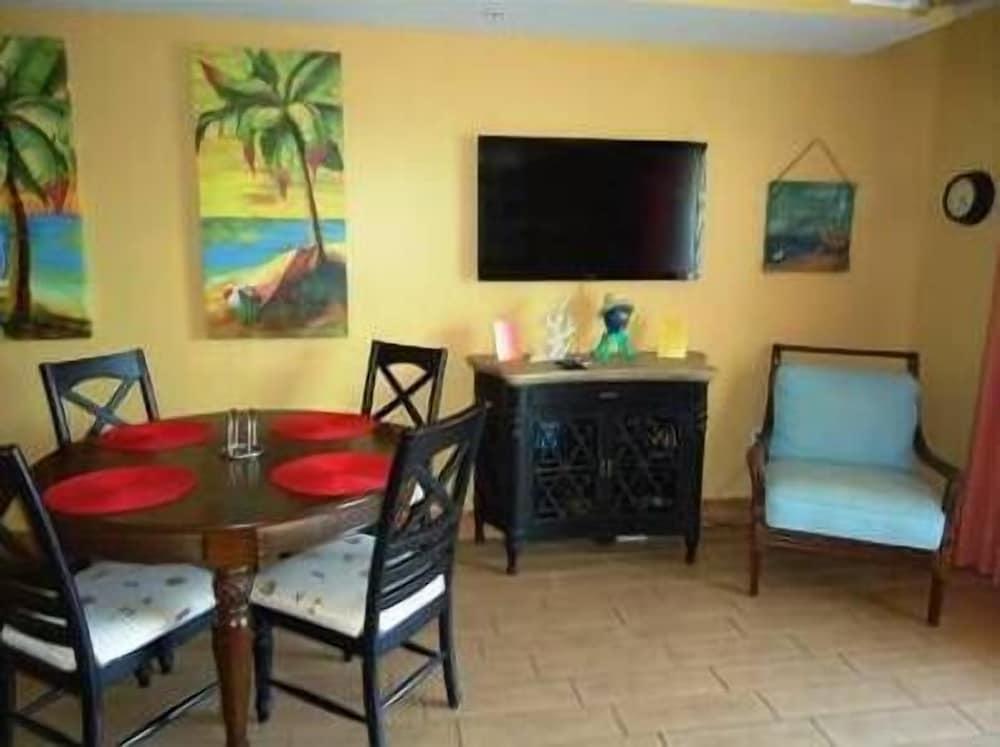 The Gardens at Beachside Colony photo 58
