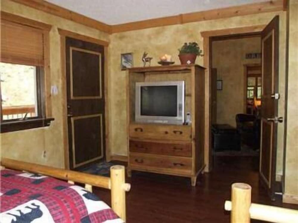 Snow Bear Inn photo 9