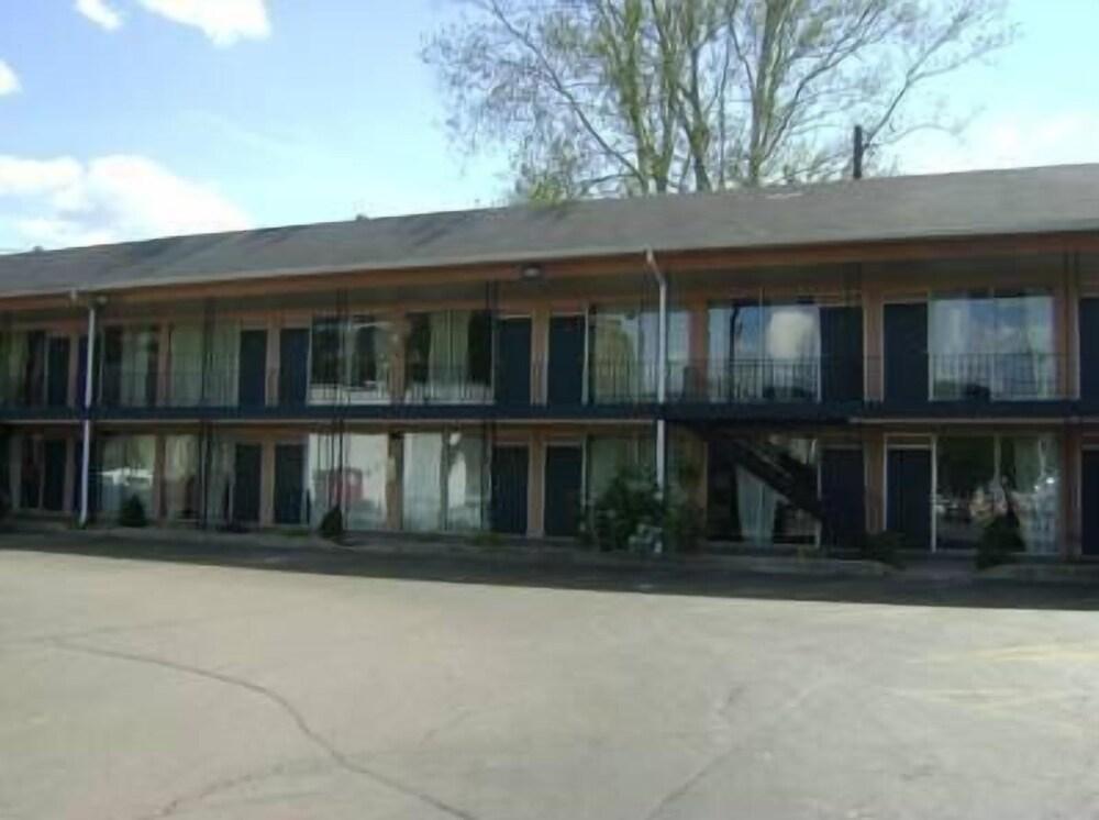 Ashland Inn photo 4