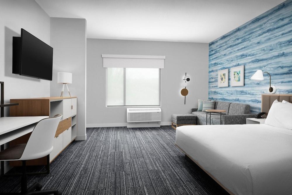 TownePlace Suites Jacksonville Airport photo 23