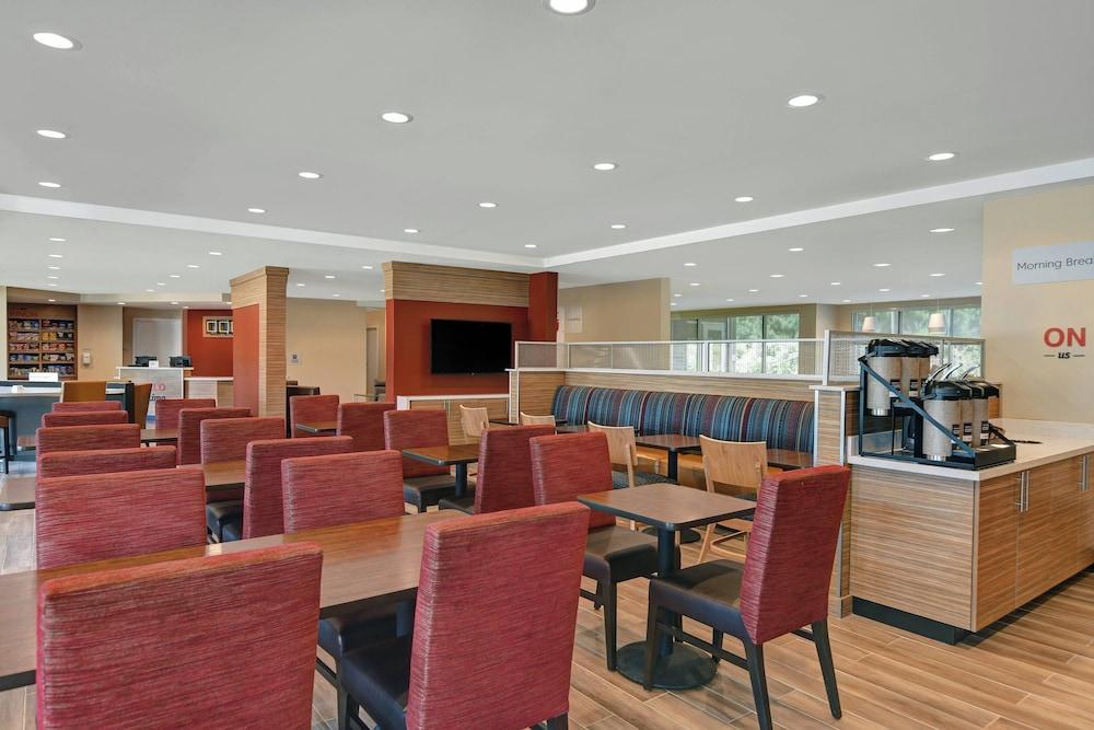 TownePlace Suites by Marriott Lima photo 18