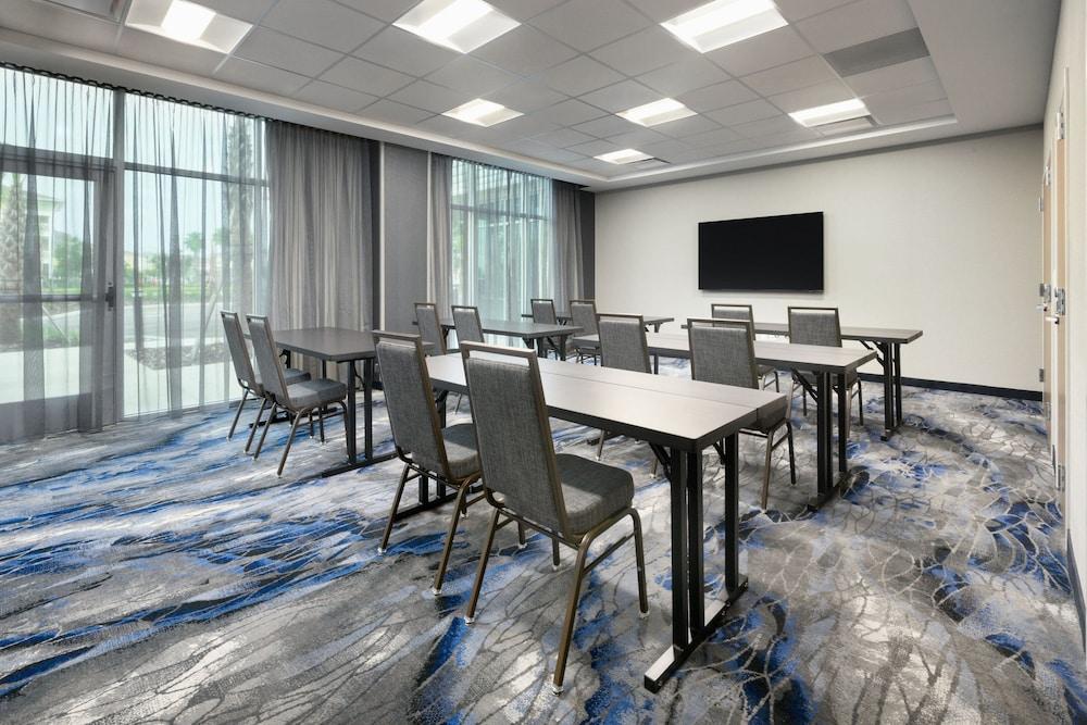 NEW - Fairfield Inn & Suites by Marriott Orlando at Millenia photo 21