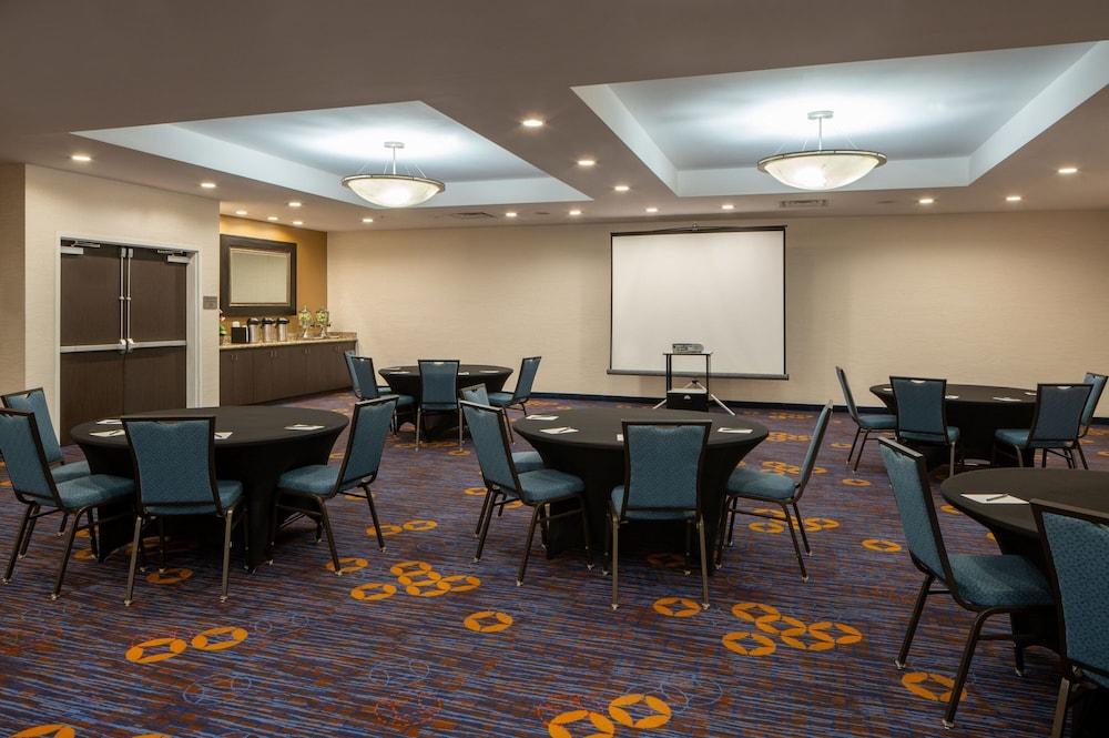Courtyard Miami in Coral Gables by Marriott photo 11