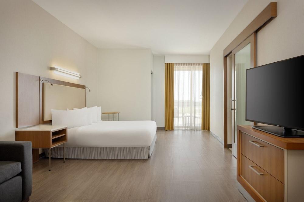 SpringHill Suites by Marriott Orange Beach photo 4