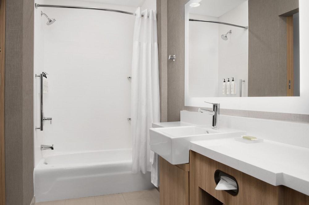 Springhill Suites By Marriott Fayetteville I 95 photo 17
