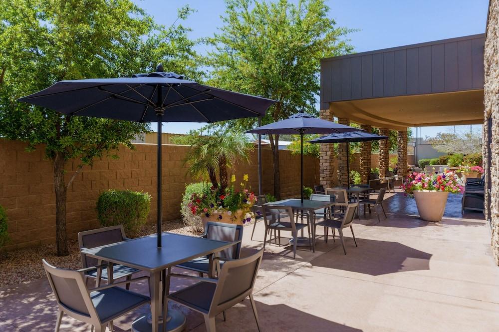 Courtyard Phoenix Mesa Gateway Airport photo 68