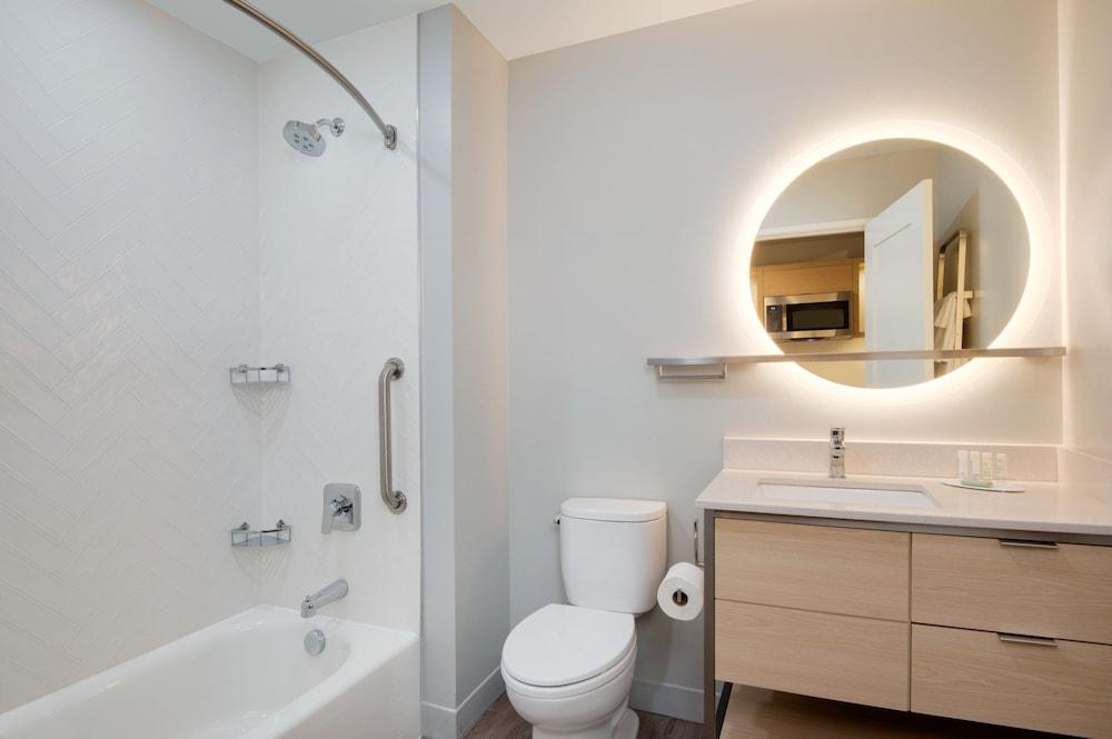 TownePlace Suites by Marriott Atlanta Airport North photo 10
