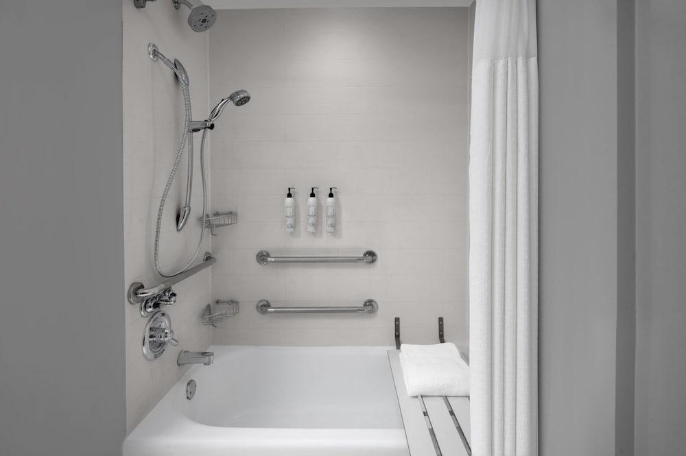 SpringHill Suites by Marriott Houston Intercontinental Arprt photo 14