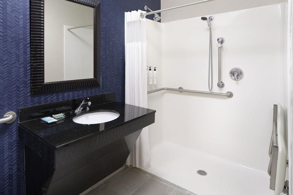 Fairfield Inn and Suites by Marriott Columbia photo 14