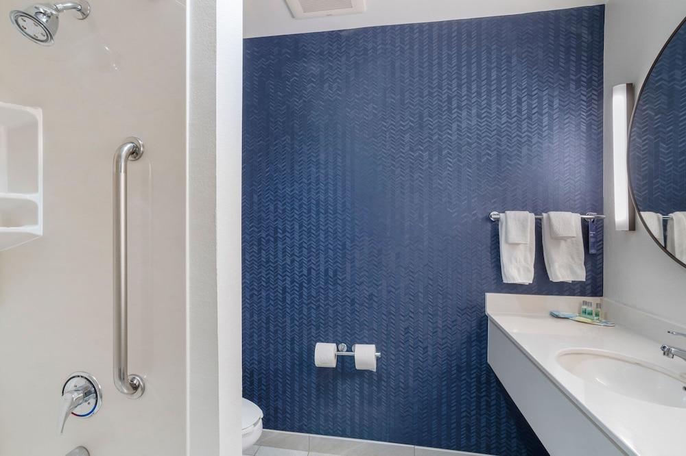 Fairfield Inn by Marriott Boone photo 8