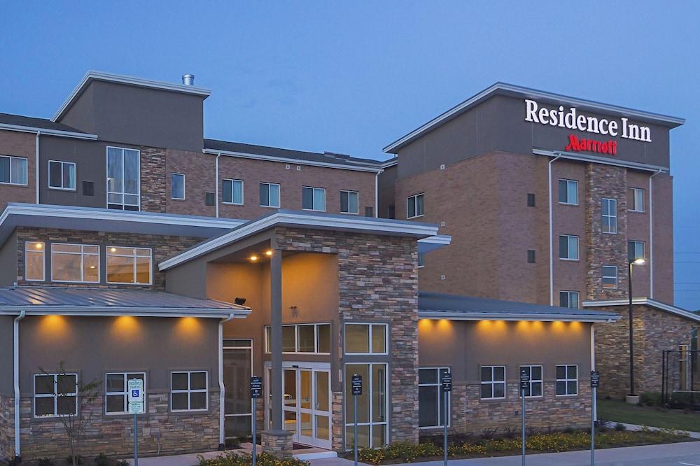 Residence Inn by Marriott Denton photo 27