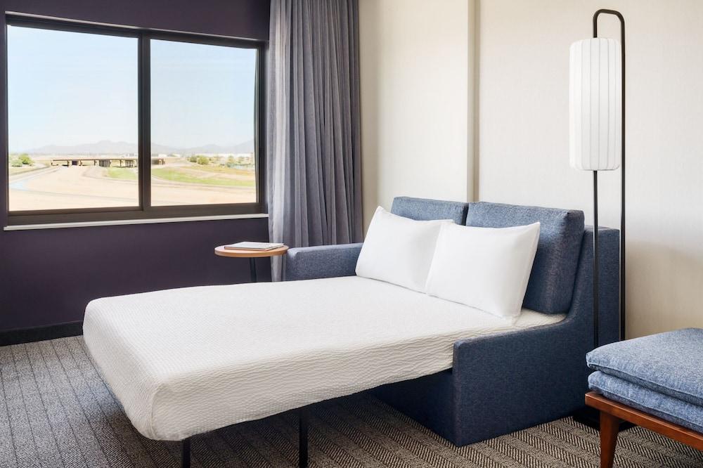 Courtyard Phoenix Mesa Gateway Airport photo 14