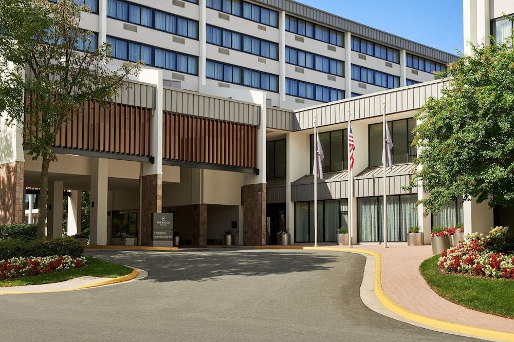 Sheraton Reston Hotel photo 39