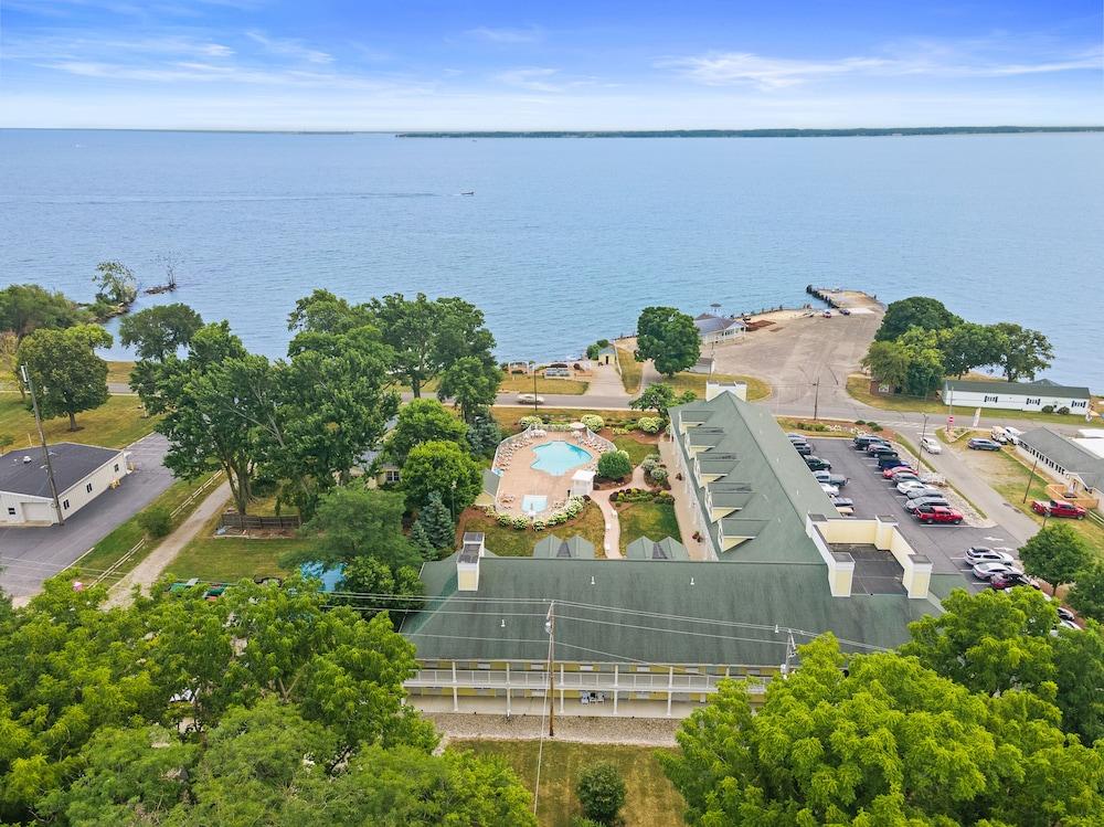 Kelleys Island Venture Resort photo 36