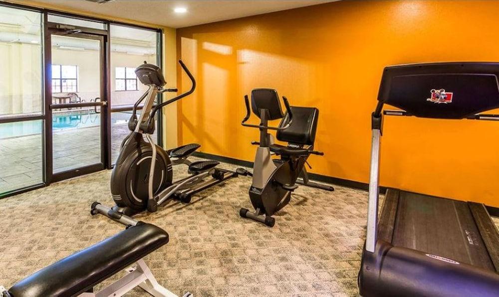 Comfort Inn & Suites Muskogee photo 36