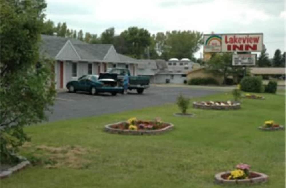 Lakeview Inn photo 9