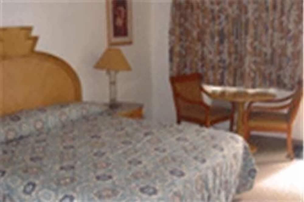 Royal Inn photo 5