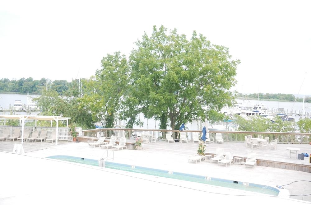 The Lodge at Great Oak Landing photo 44