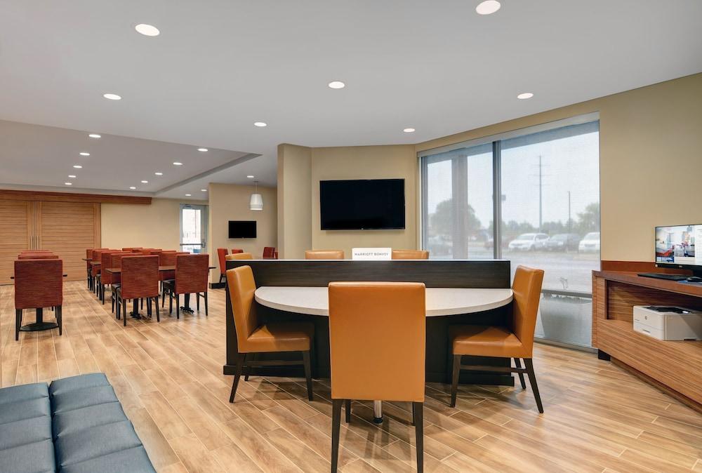 TownePlace Suites by Marriott Lima photo 10