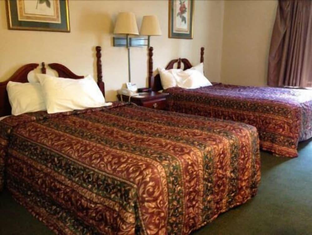 Days Inn by Wyndham Grayson photo 8