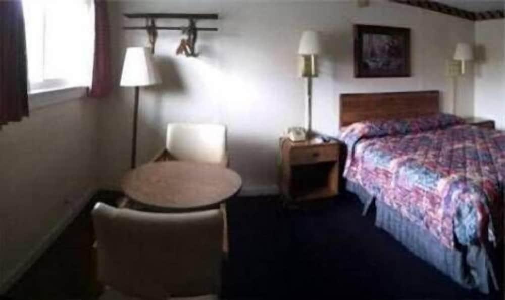 College Inn photo 6