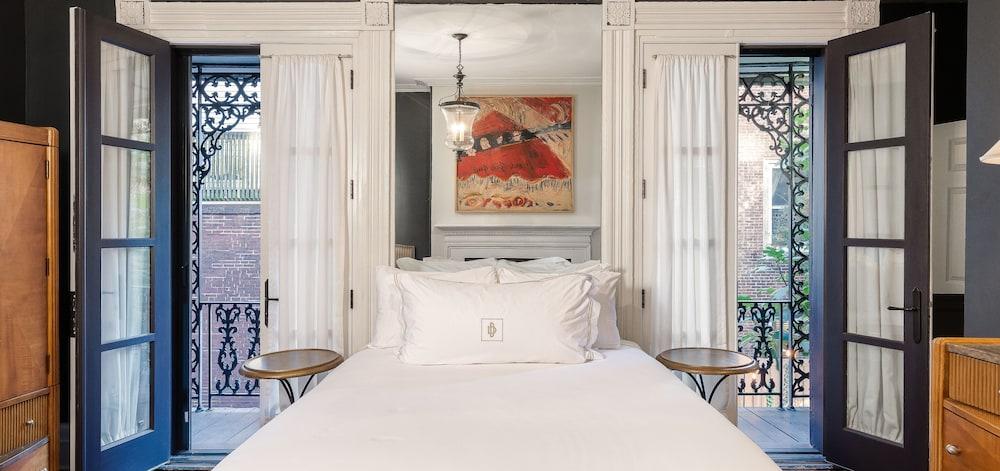 The DWIGHT D Hotel photo 69