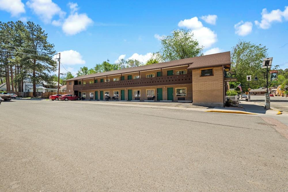 The Alpine Motel photo 3