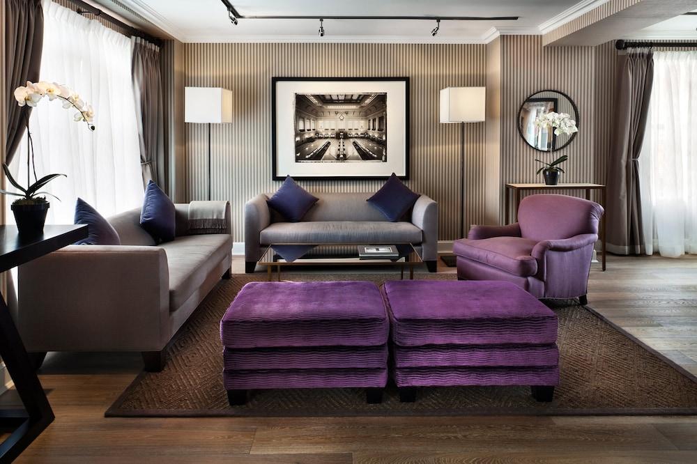 Hotel Plaza Athenee photo 19