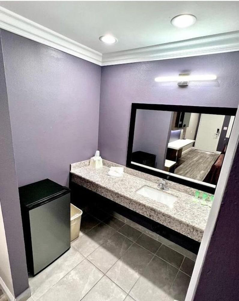 Paradise Inn photo 8