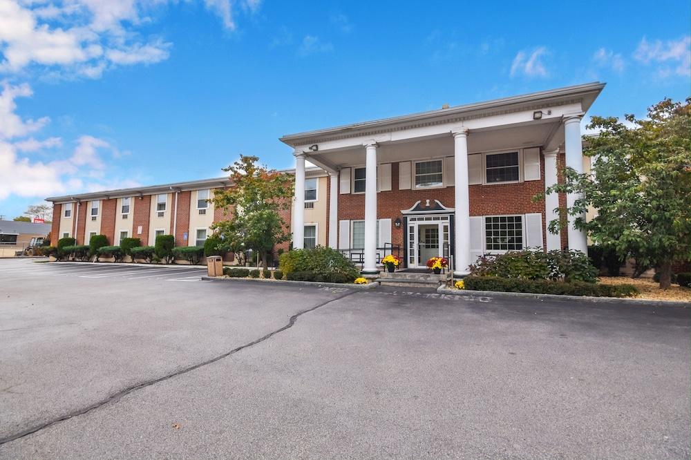 Charles River Inn photo 20