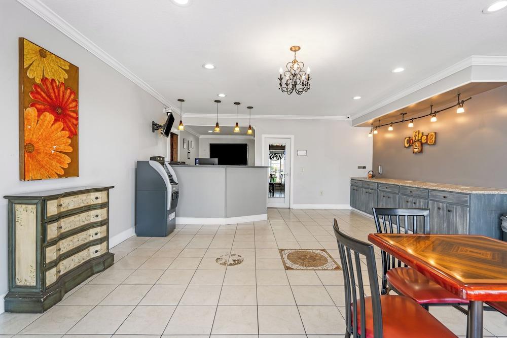 Budgetel Inn and Suite photo 3